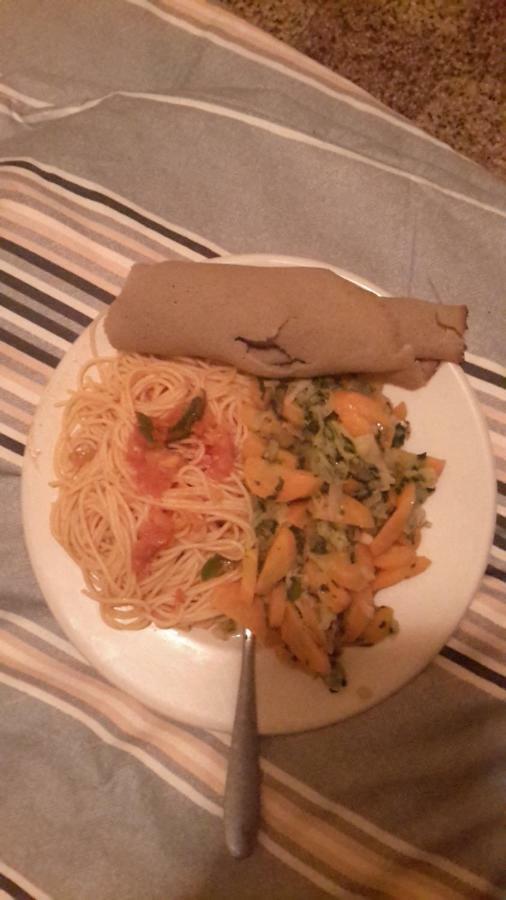 Chef Wondim Backpackers Hostel Гондер Екстериор снимка